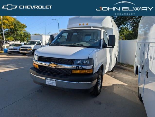 2025 Chevrolet Express Commercial Cutaway