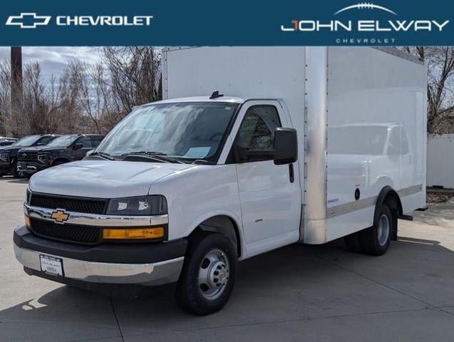2024 Chevrolet Express Commercial Cutaway